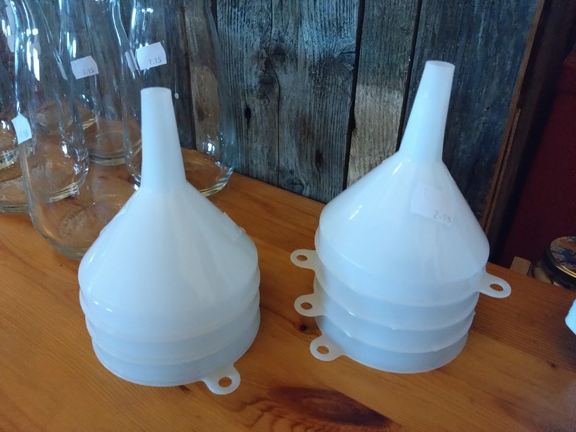 Witte grote trechter