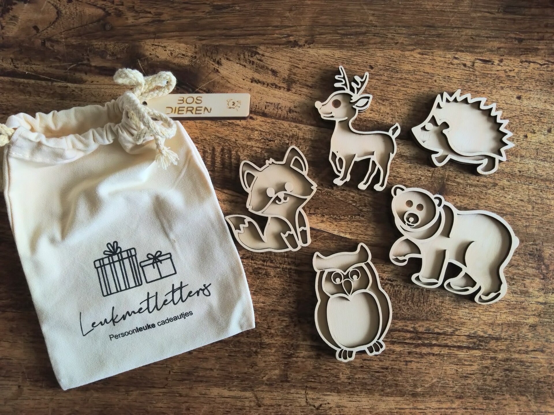 Stempel en vul vormen bosdieren