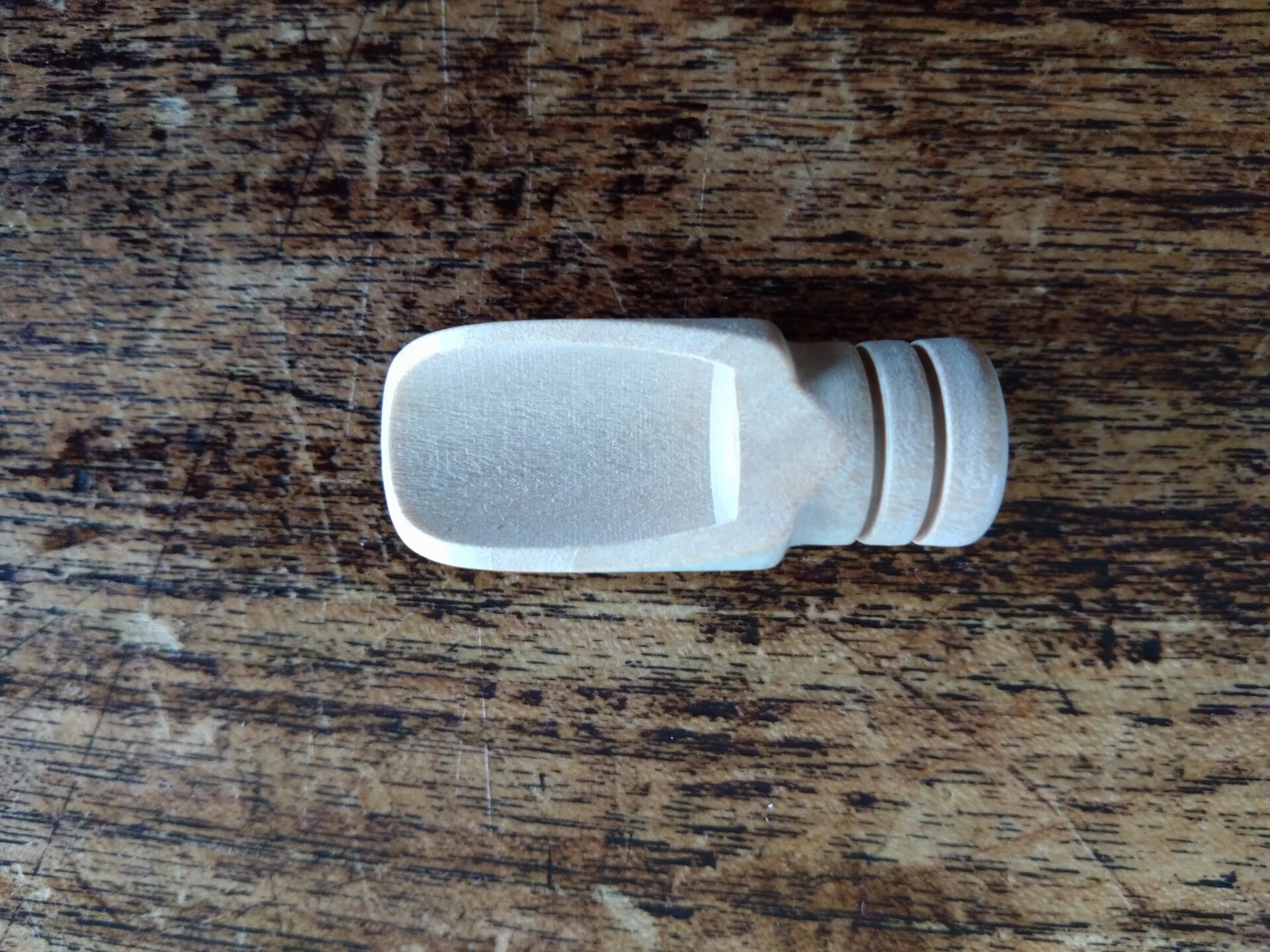 Klein houten schepje