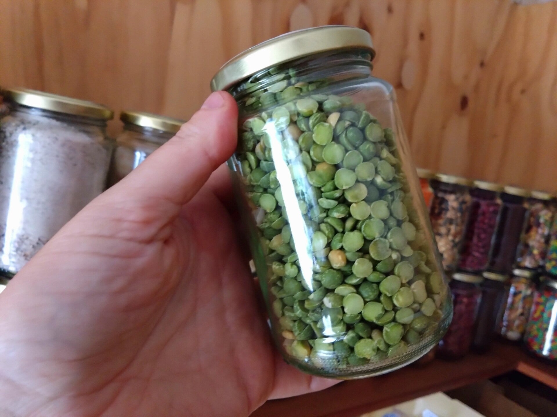 Potje groene spliterwten ofwel dino-erwtjes