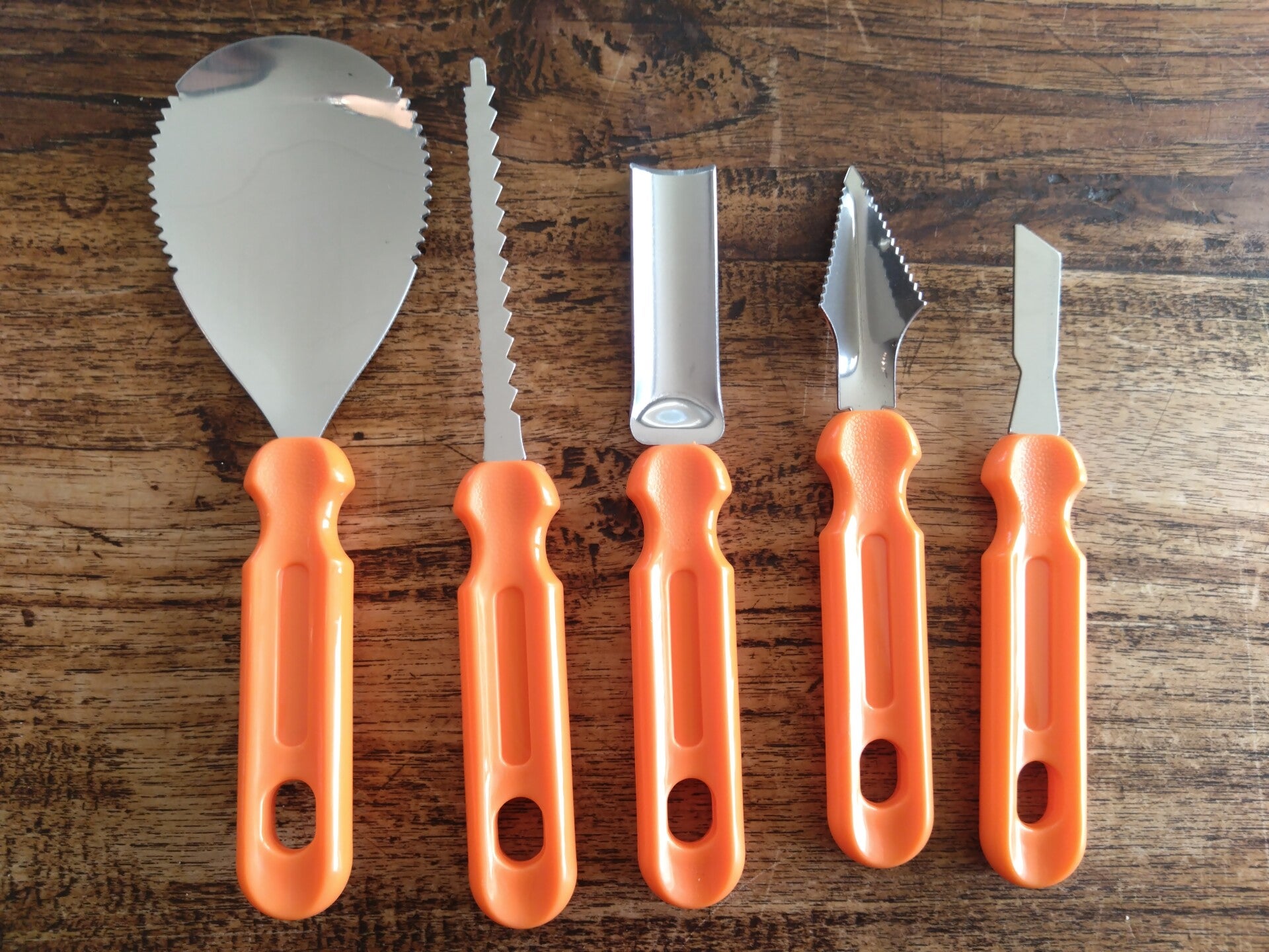 Setje om pompoenen uit te hollen en versieren