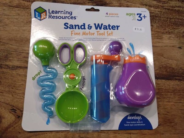 Sand & Water Fine motor tool