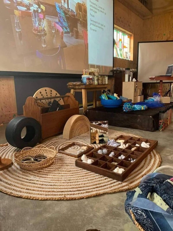 MEGA JAARKNALLER De Halfjaarlijkse Training Kliederatelier® (Online) VANDAAG OP MIJN VERJAARDAG MET GRATIS KLIEDER BOEKJE!!!