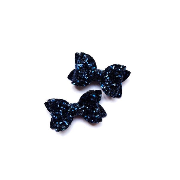 1 Navy Teeny weeny bows
