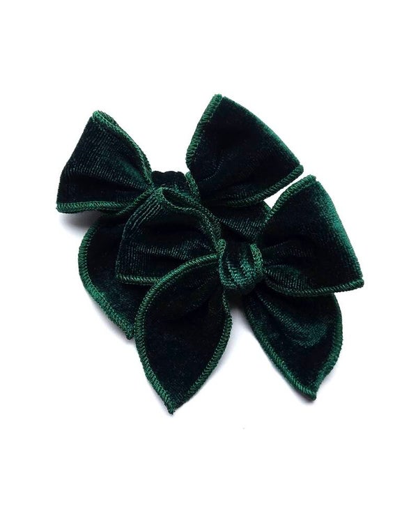 2 green  velvet piggy tails