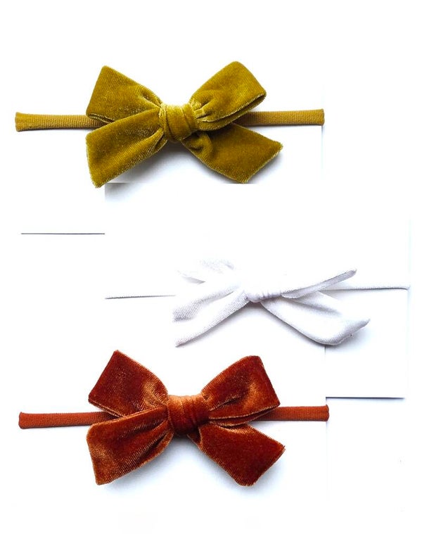 2 baby velvet bow