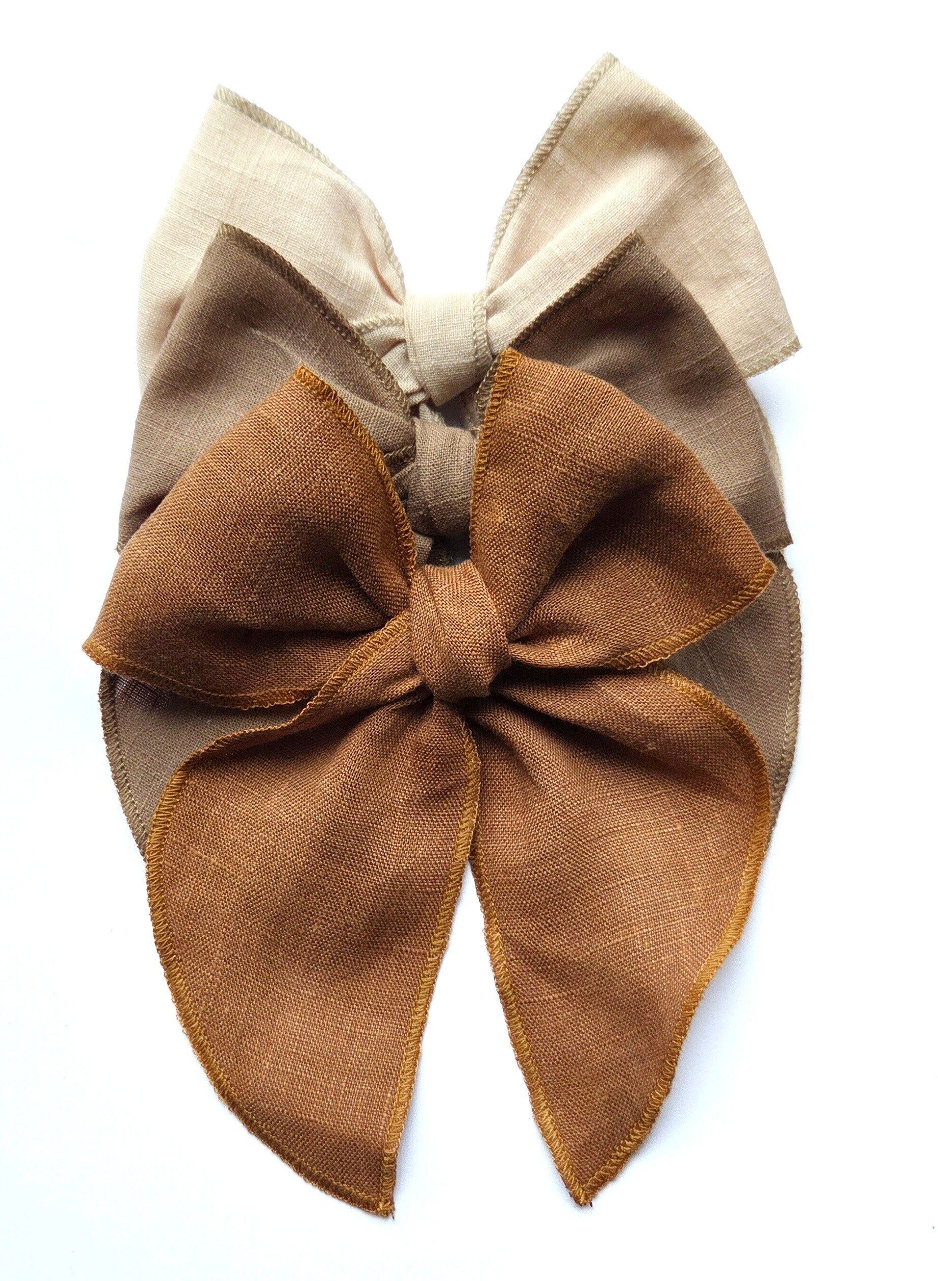2 oversized bow