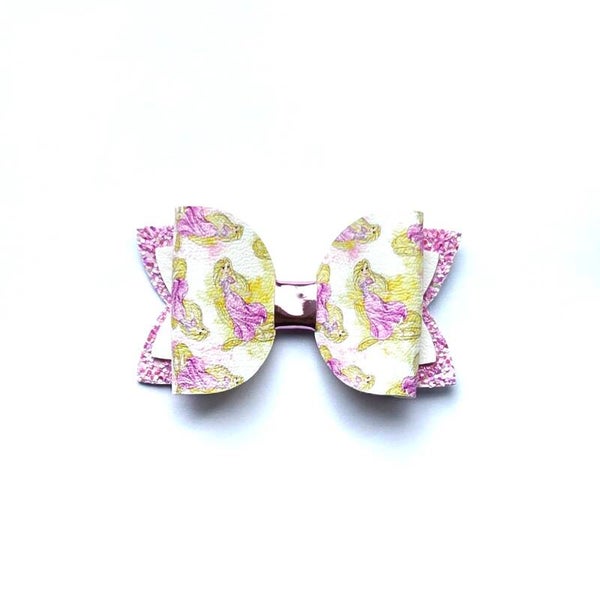 6 Rapunzel bow