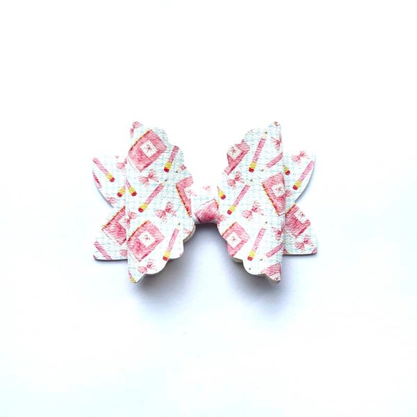 6 pink Pencils bow