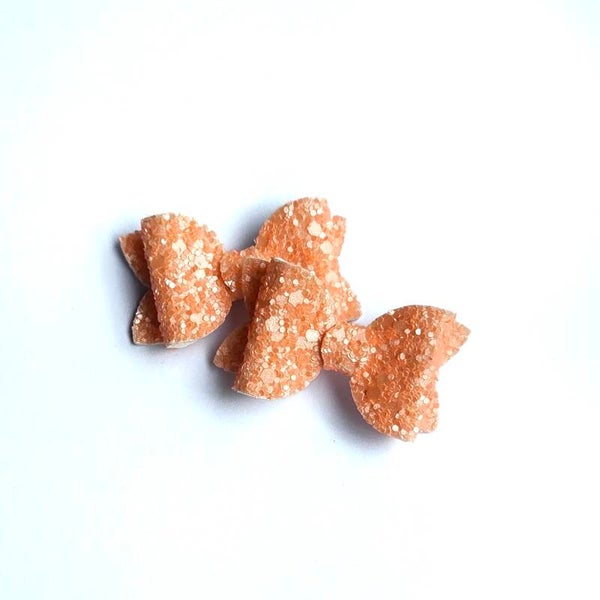 6 salmon teeny weeny bows