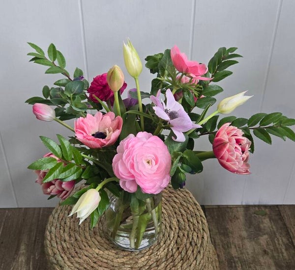 Just Right Arrangement + Doorstep Delivery  May 12-19!