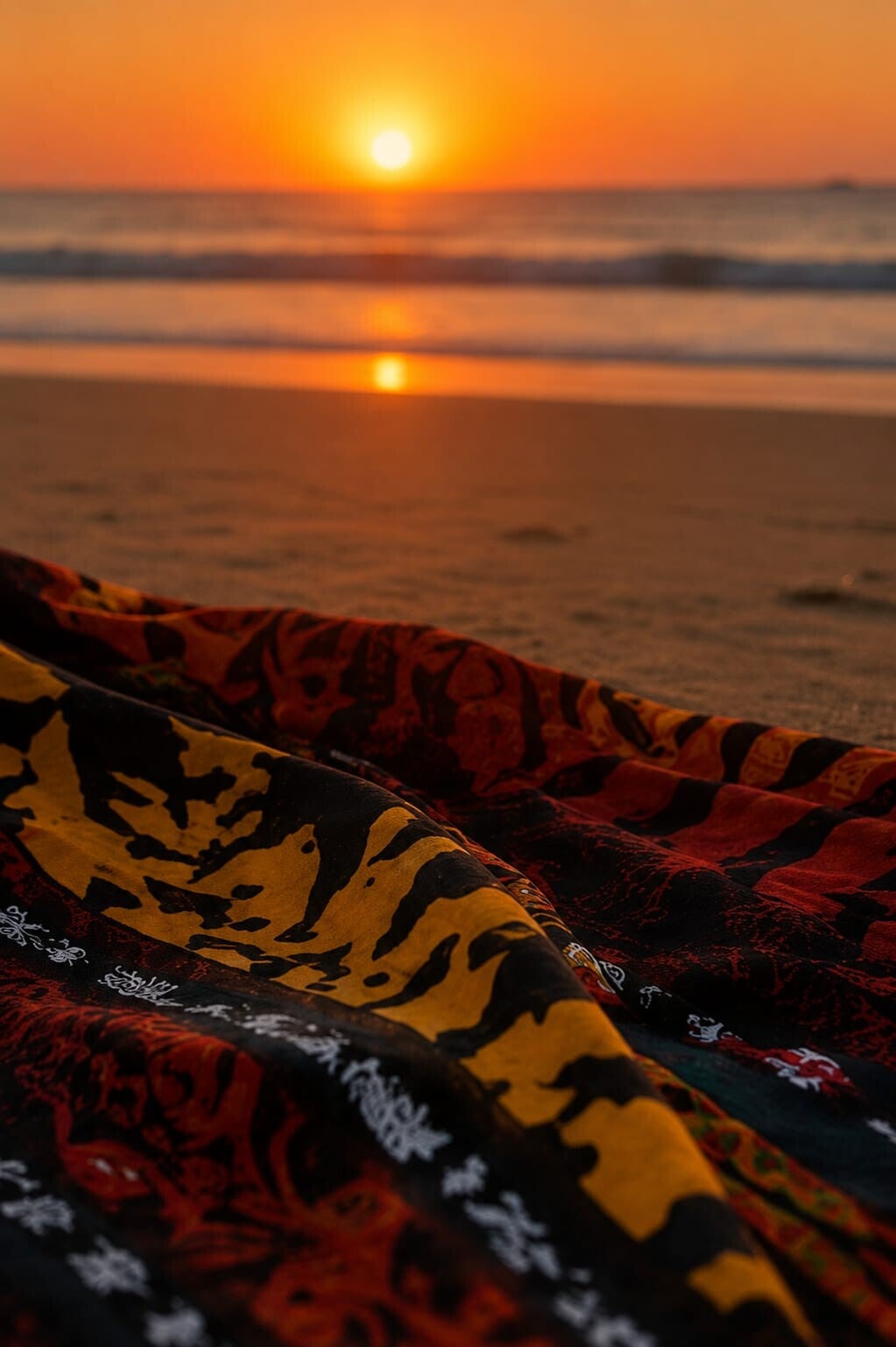 bahari-sunset-sarong-standard-nzmatn.jpg