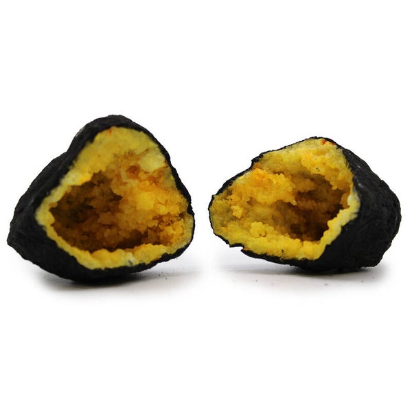 Géodes de calsite colorées - Roche noire - Jaune CCGeo-03