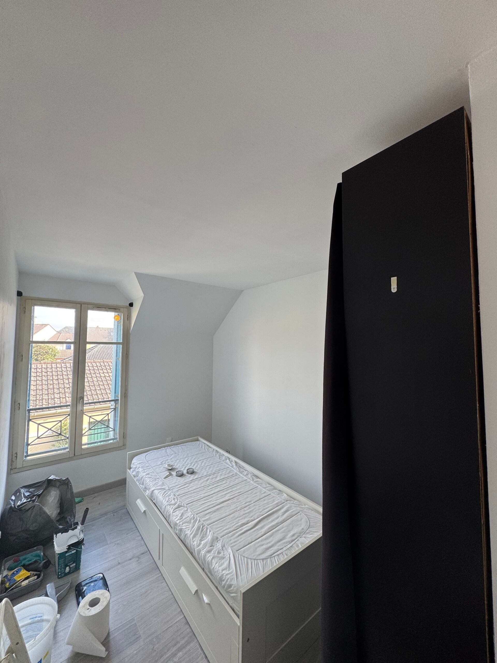 Chambre après rénovation intérieure dans les Yvelines