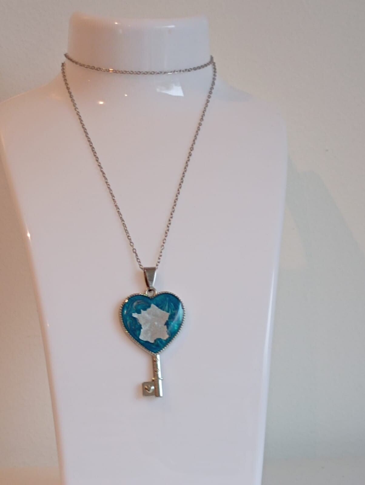 PENDENTIF FRANCE FORME CLÉ