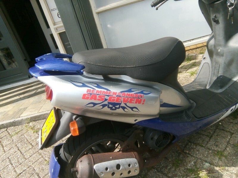 Scooter Sticker Iwan