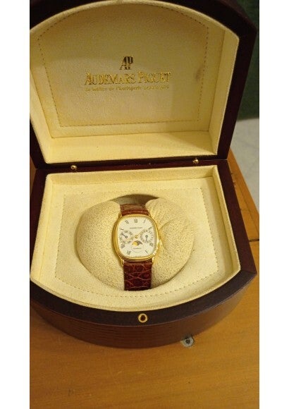 Audemars Piguet perpetual automatic ellipse C17205