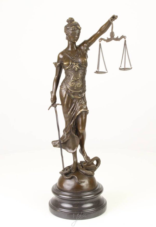 Beeld - Brons - vrouwe Justitia - 44,7 cm hoog
