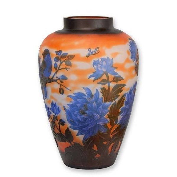 Vaas - glas - Cameo stijl - "Chrysant" - 32cm hoog