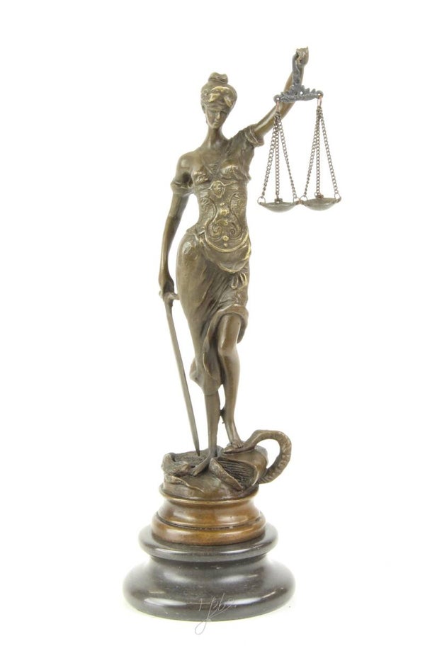 Beeld - vrouwe Justitia - brons - 23,5cm hoog