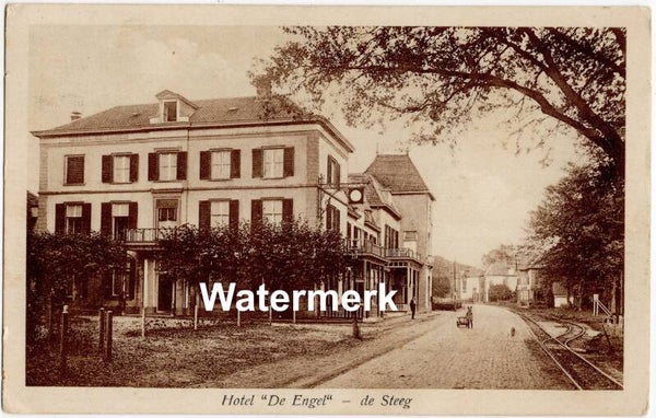Ansichtkaart - Briefkaart Hotel 'De Engel' De Steeg - Straatbeeld met tramspoor, Gelderland (1912)