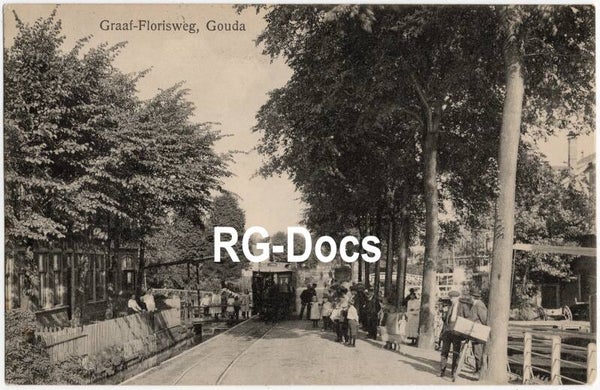 Ansichtkaart - Briefkaart Paarden Tram Graaf Florisweg Gouda - Zicht op tram en straatbeeld, Zuid-Holland (1920)