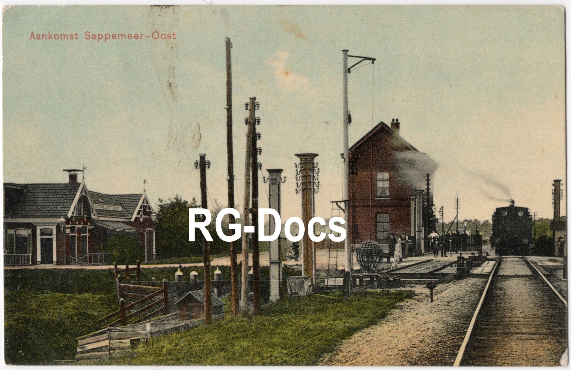 Ansichtkaart - Briefkaart Aankomst Trein Station Sappemeer-Oost, Groningen (1920)