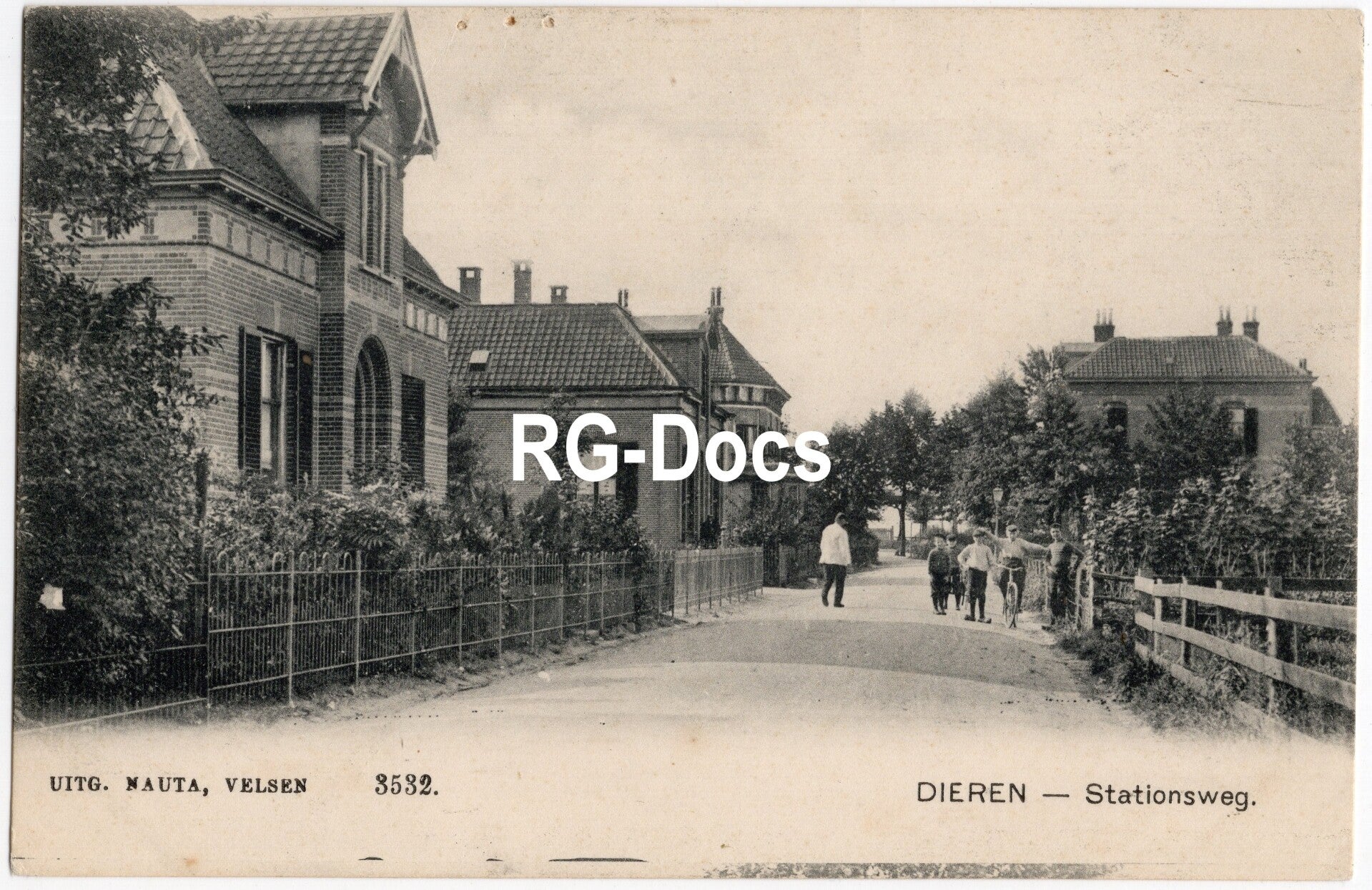 Ansichtkaart - Briefkaart Trein Stationsweg Dieren, Gelderland (ca. 1915)