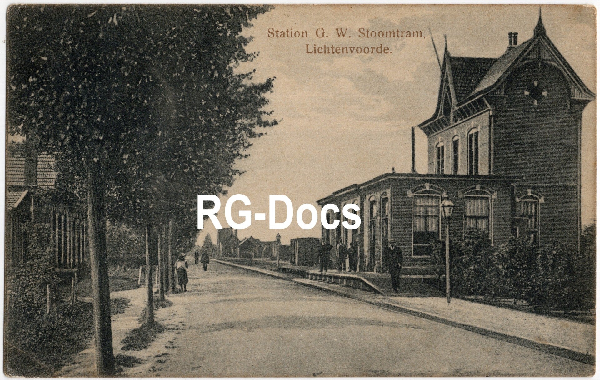 Ansichtkaart - Briefkaart Station G. W. Stoomtram Lichtenvoorde - Stationsgebouw, Gelderland (1916)
