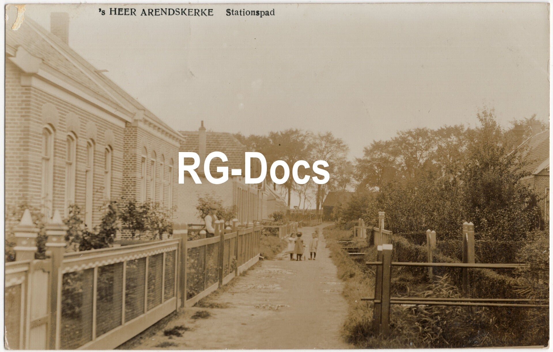 Ansichtkaart - Fotokaart Stationspad 's Heer Arendskerke, Zeeland (1914)