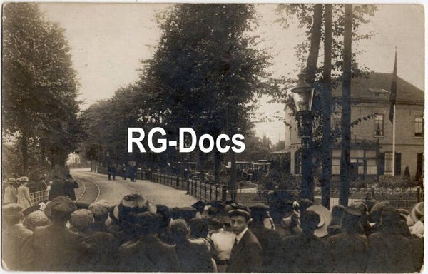 Ansichtkaart - Fotokaart Tramspoor met publiek, Prov. Utrecht (1909)