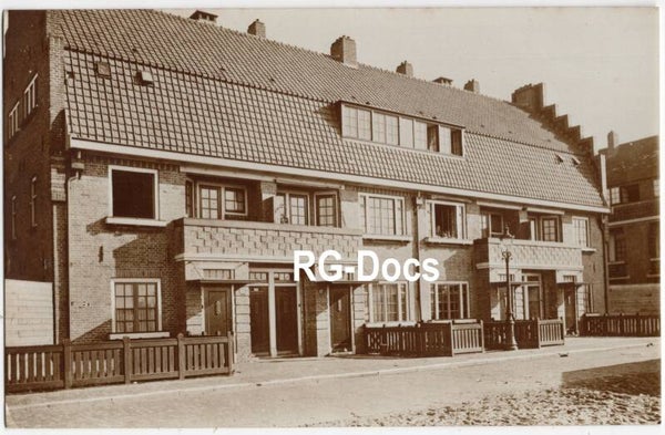 Ansichtkaart - Fotokaart Woningbouw Afrikbuurt Amsterdam - Architectuur Gratama, Noord-Holland (1920)