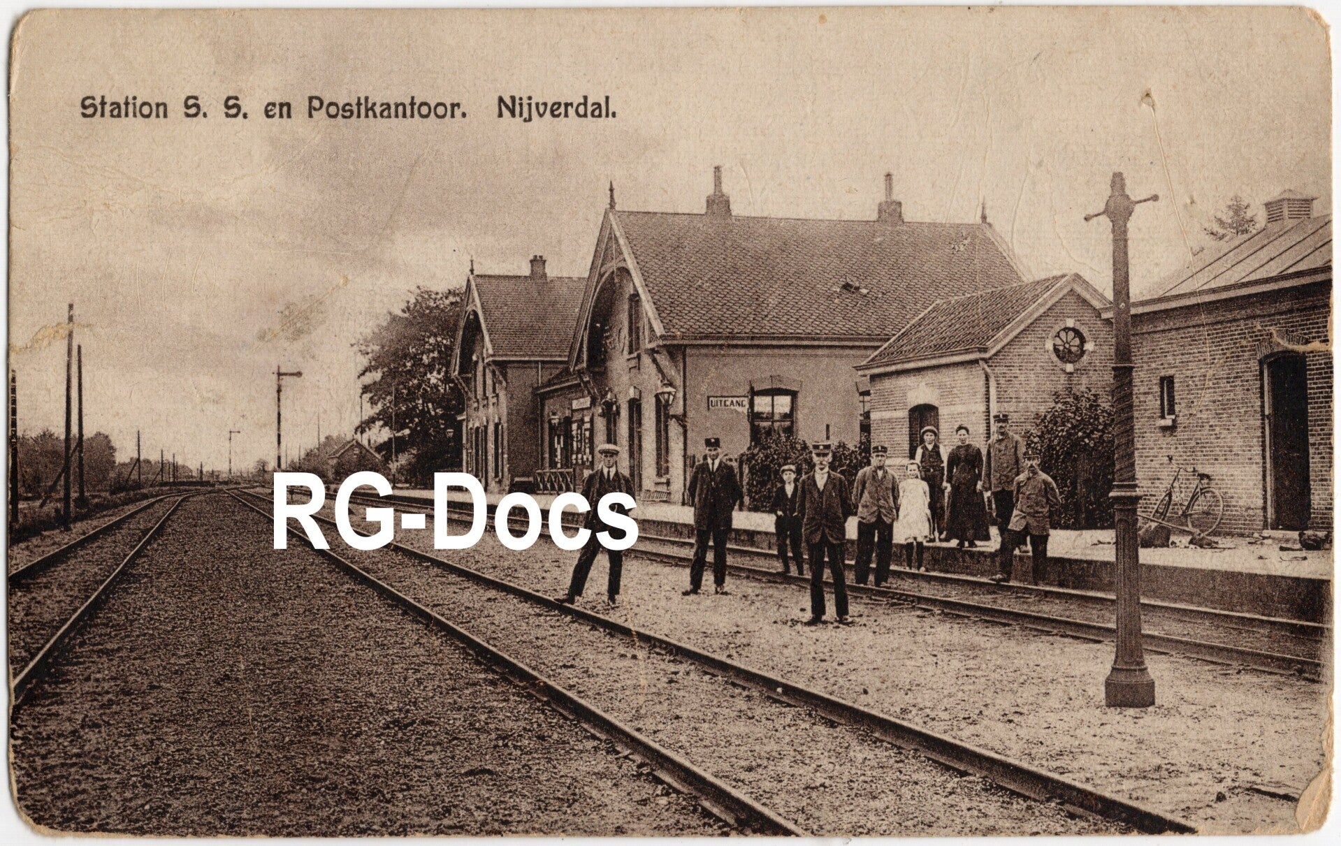 Ansichtkaart - Briefkaart Station S. S. en Postkantoor Nijverdal, Overijssel (ca. 1910)