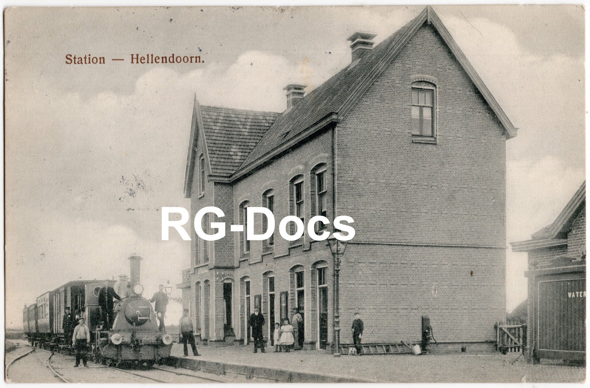 Ansichtkaart - Briefkaart Trein Station Hellendoorn met stoomtrein, Overijssel (1918)