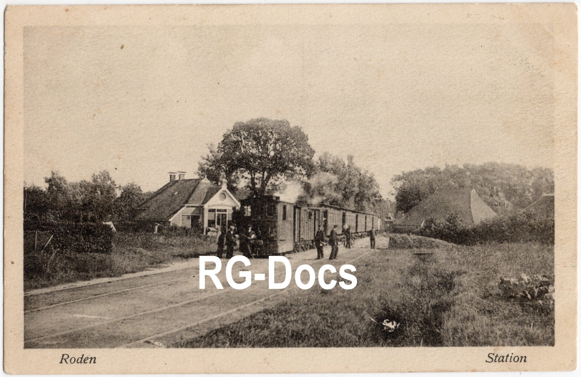 Ansichtkaart - Briefkaart NTM Stoomtram Station Roden, Drenthe (1918)