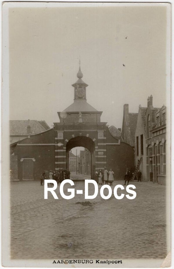 Ansichtkaart - Fotokaart Kaaippoort Aardenburg - Historische Stadspoort, Zeeland (1918)