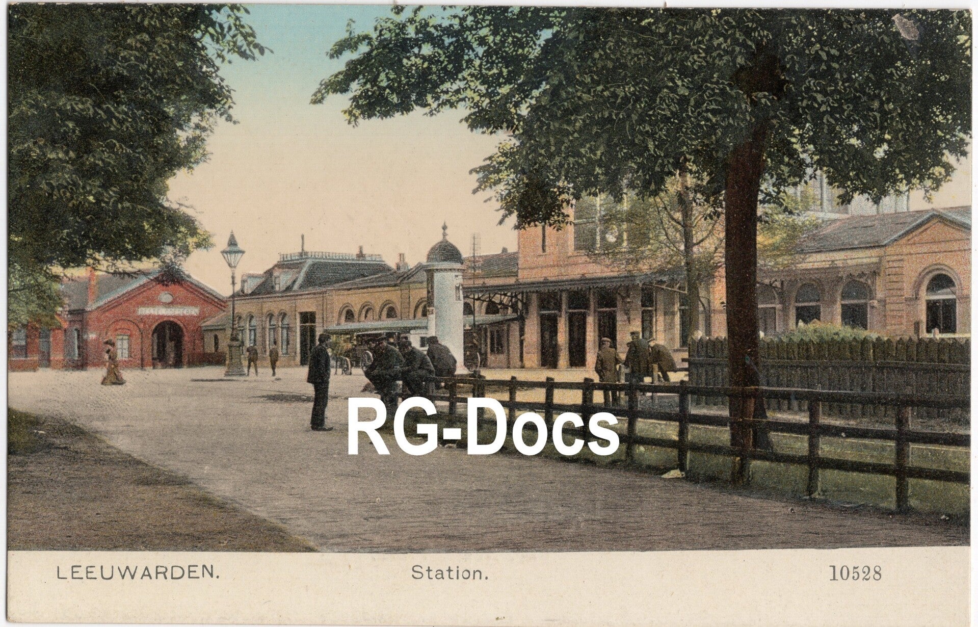 Ansichtkaart - Station Leeuwarden (±1900-1910)
