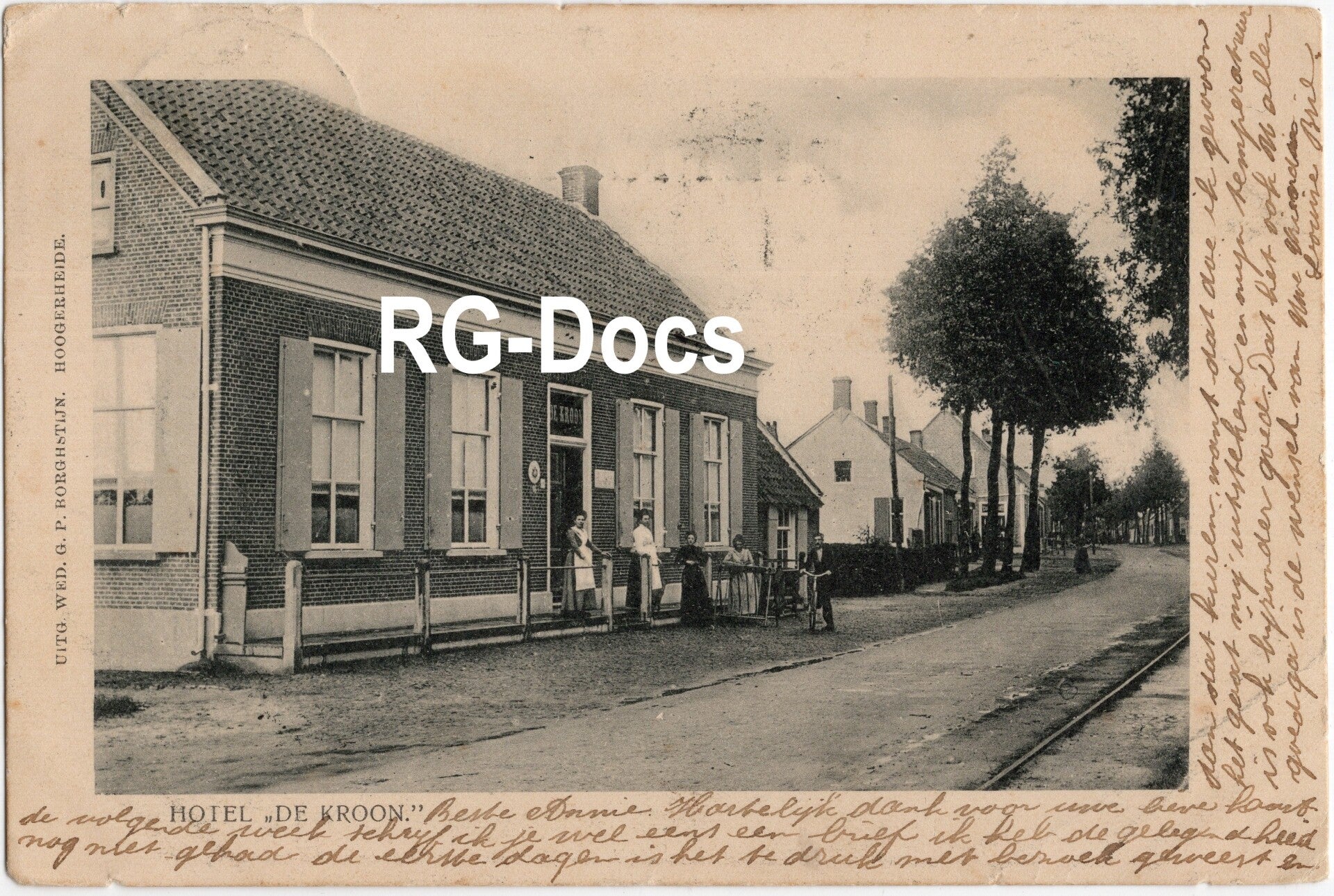 Ansichtkaart - Briefkaart Straatbeeld met Hotel De Kroon Hoogerheide - Tramrails, Noord-Brabant (1904)