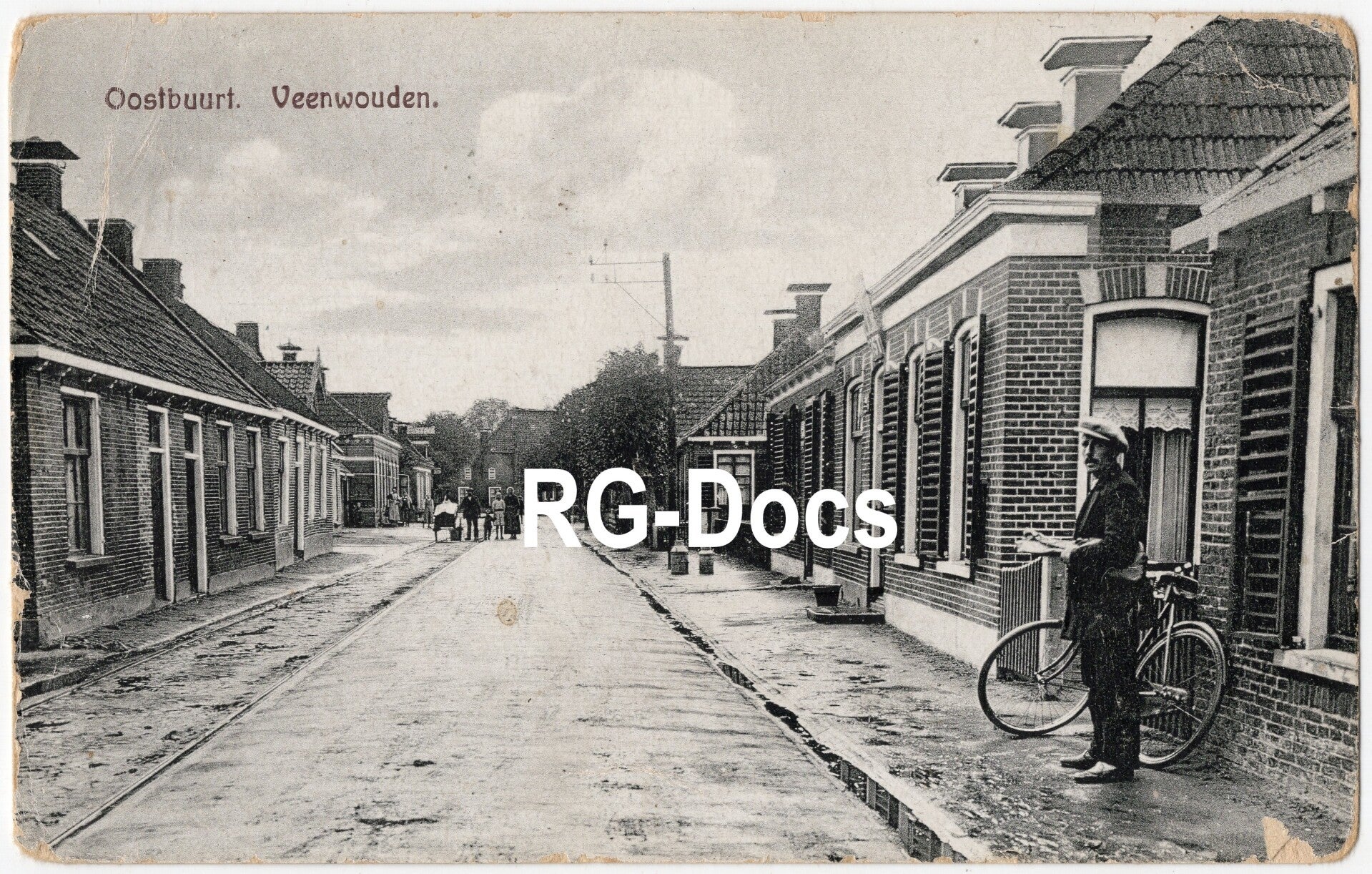 Ansichtkaart - Briefkaart Dorpsgezicht Veenwouden - Oostbuurt, Friesland (ca. 1915)
