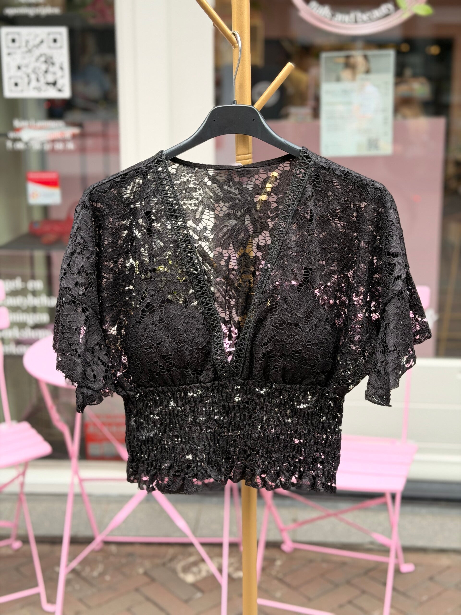 FESTIVA Midnight Lace Top