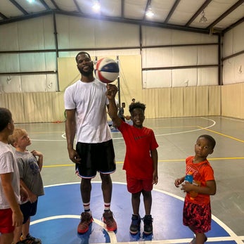 Endzone Club basketball camp