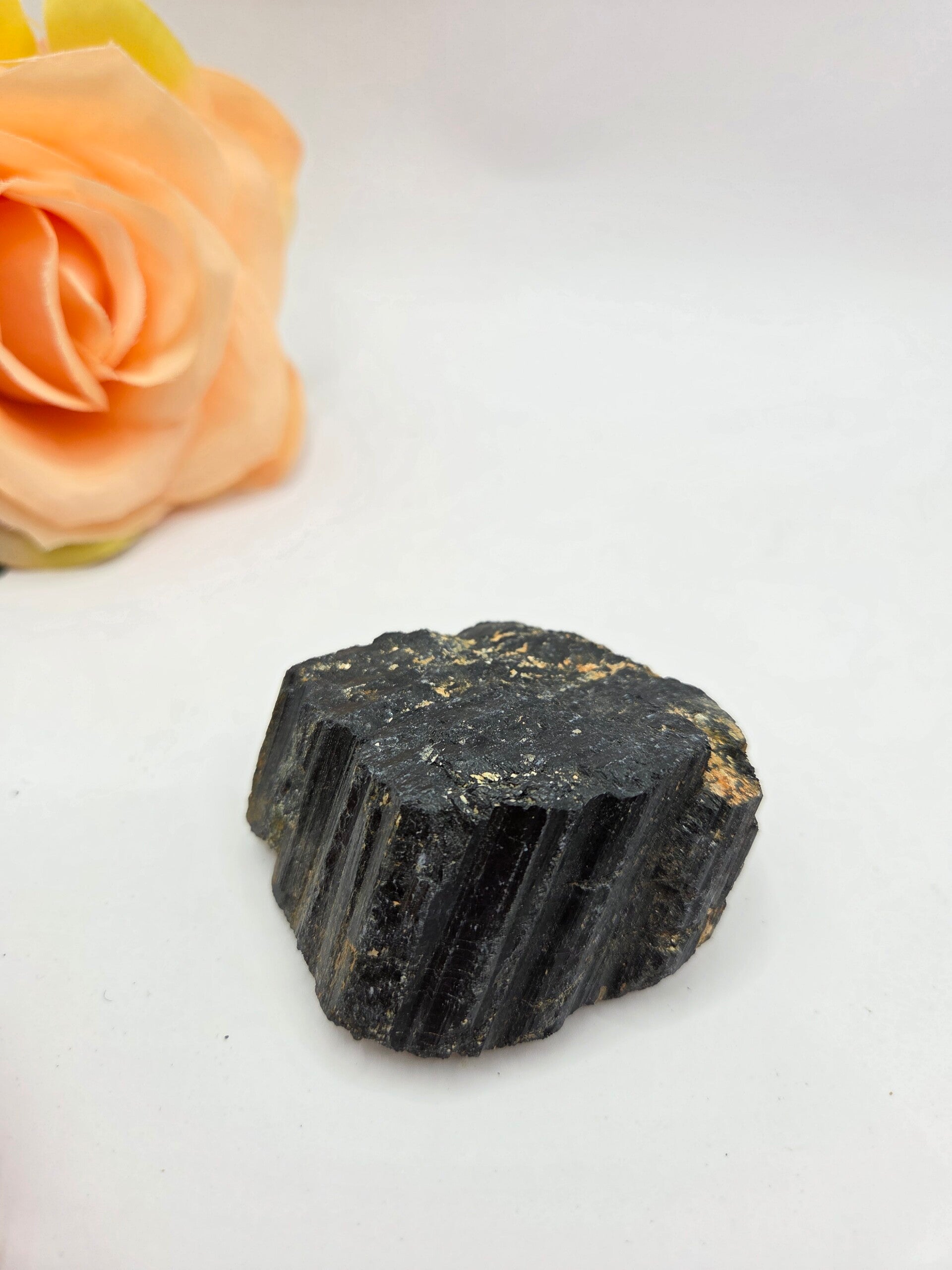 Zwarte Toermalijn ruw stuk