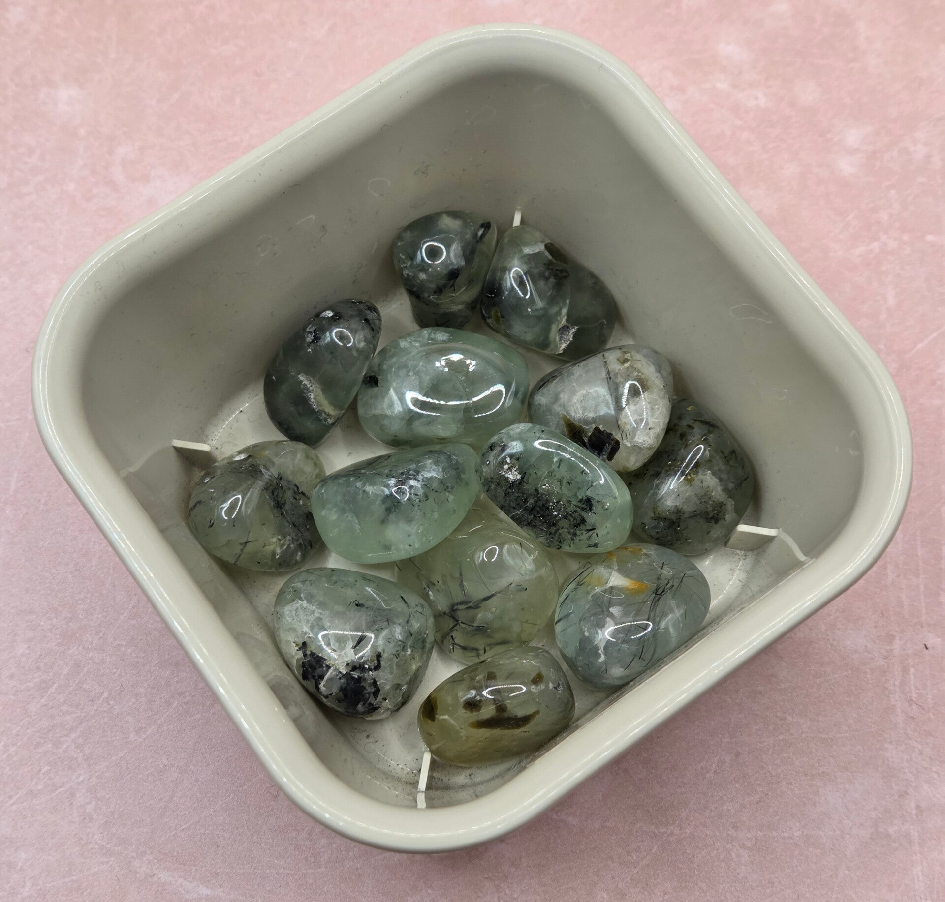 Edelstenen ondersteunend voor kinderen met ADHD