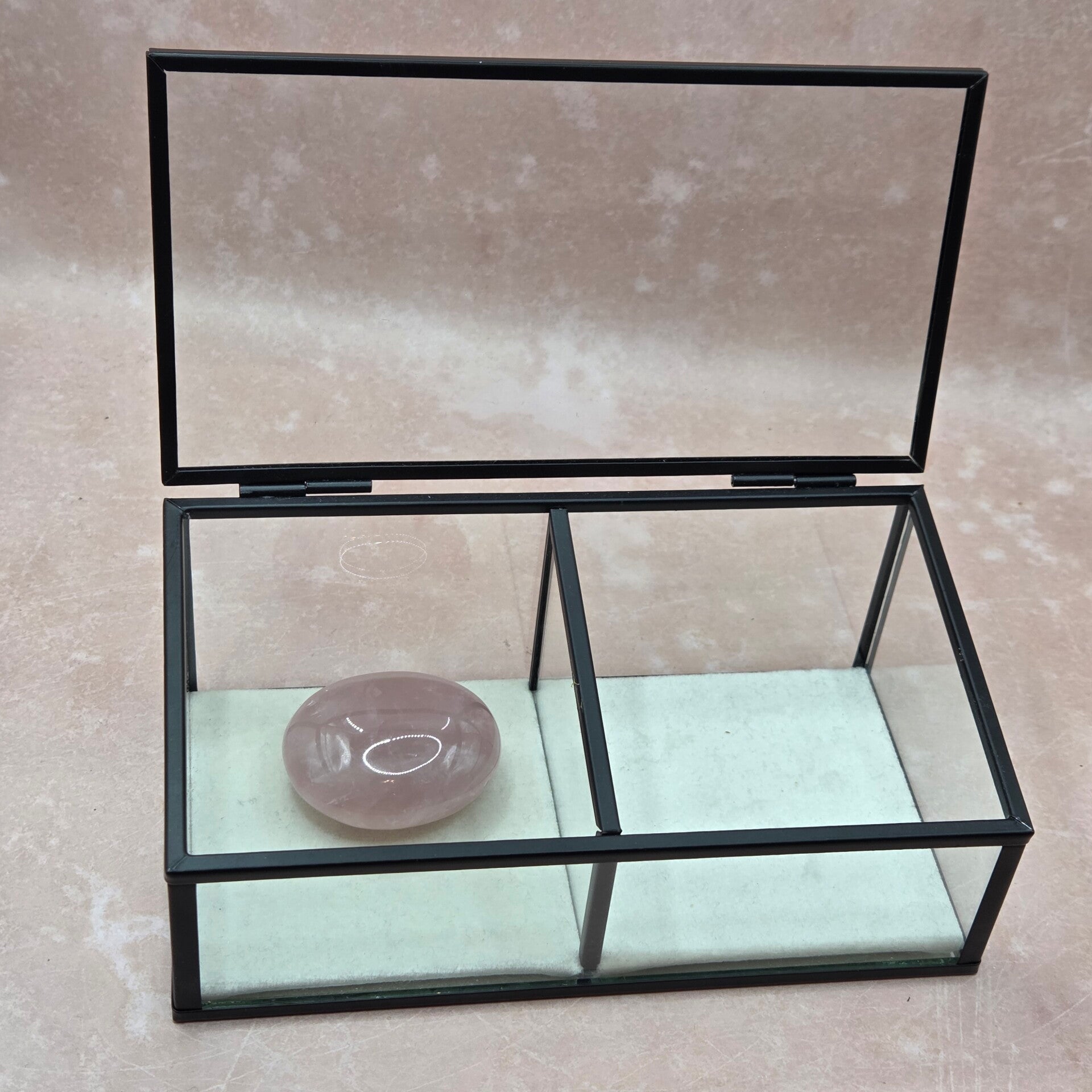 Rozenkwarts handsteen - Liefde & Harmonie