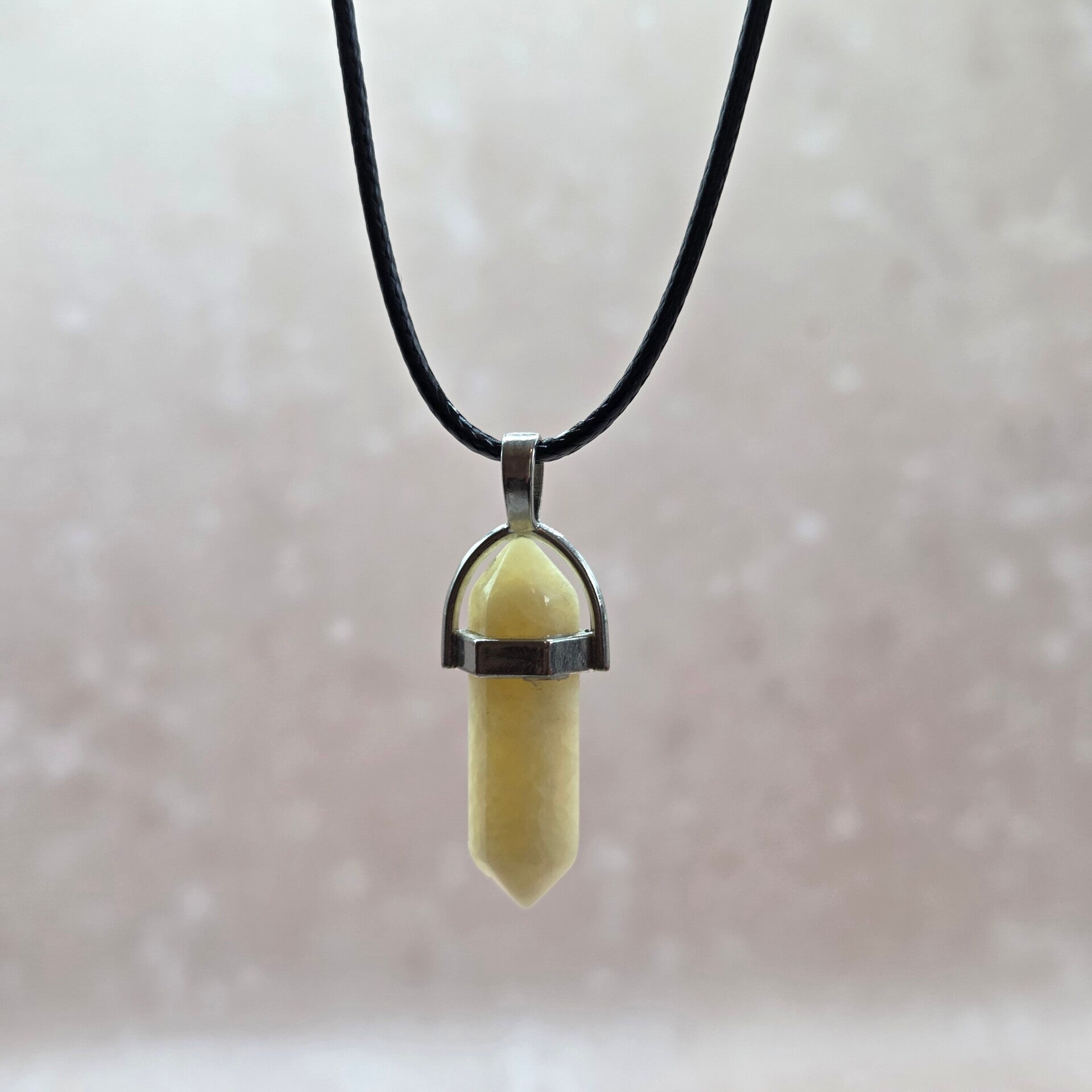 Gele Calciet hanger punt