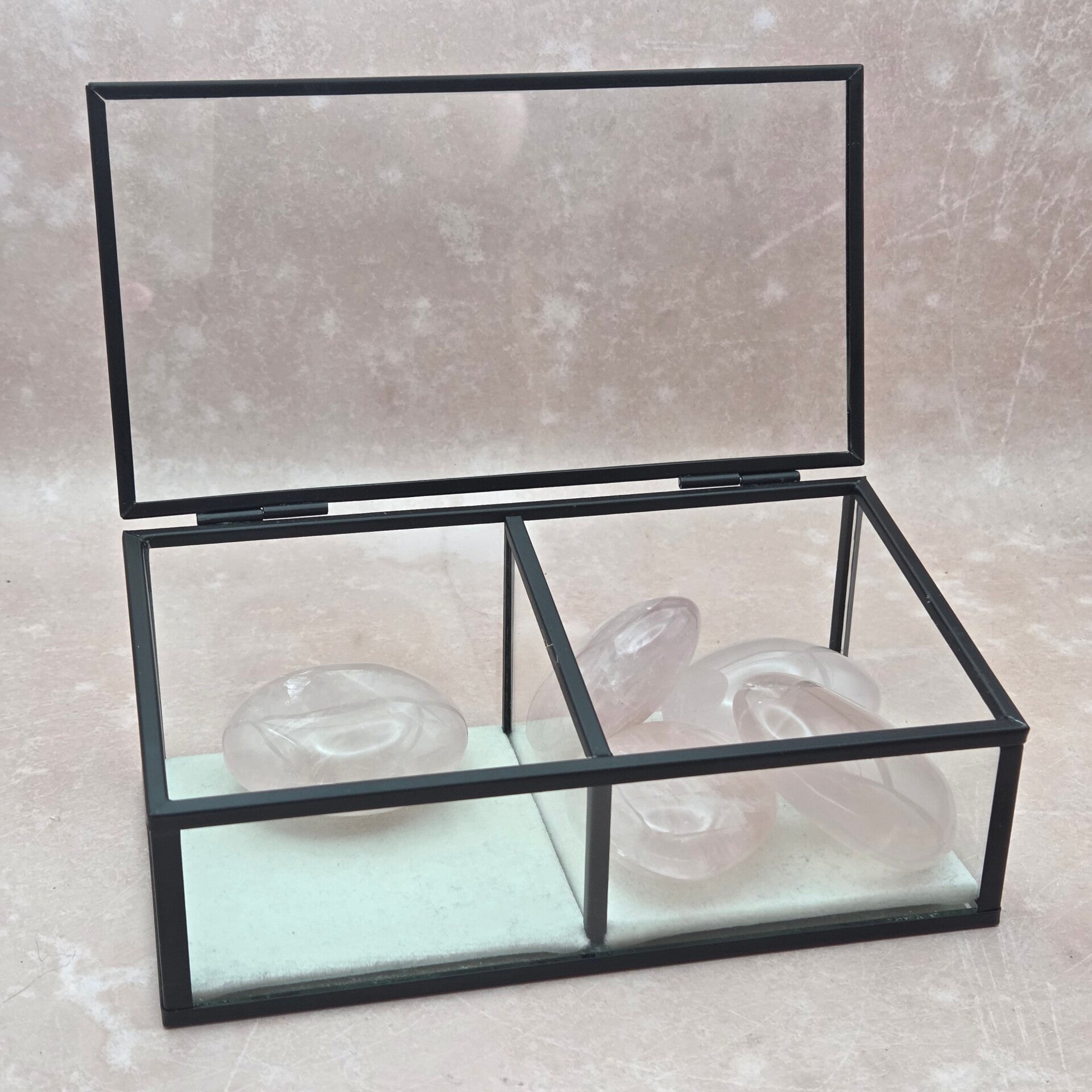 Rozenkwarts handsteen - Liefde & Harmonie