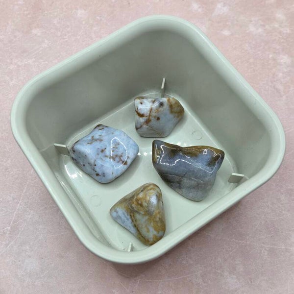 Chalcedoon trommelsteen