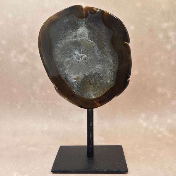 Agaat geode op standaard
