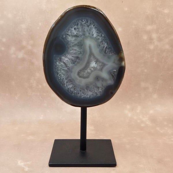 Agaat geode op standaard