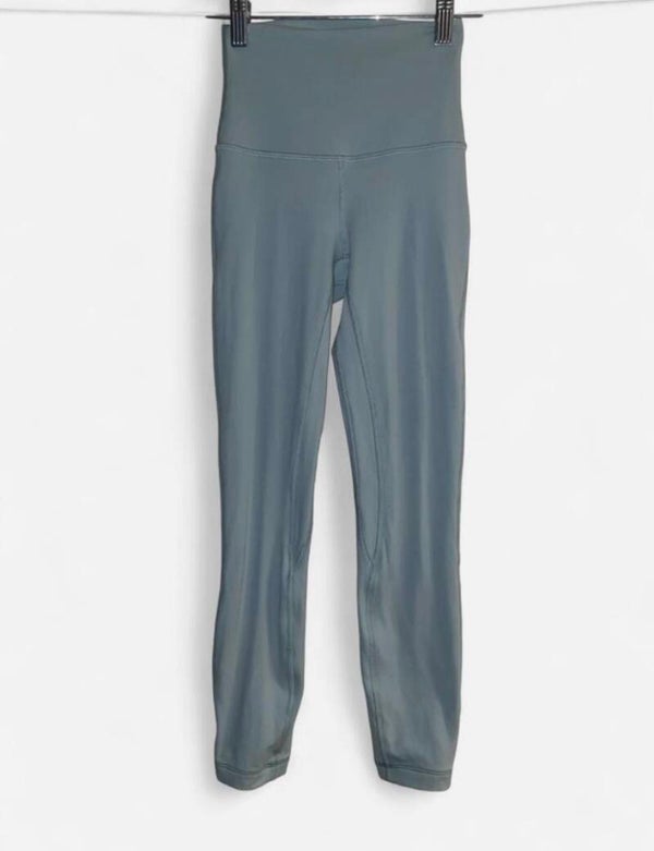Lululemon Light Blue Leggings Size 0 GUC